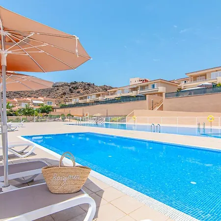 Townhouse Luxury - Relax With Stunning Sea Views