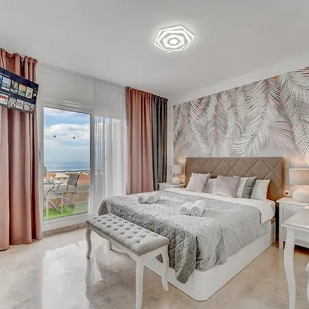 Townhouse Luxury - Relax With Stunning Sea Views Casa vacanze