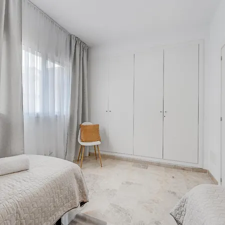 Townhouse Luxury - Relax With Stunning Sea Views Puerto de Santiago (Tenerife)