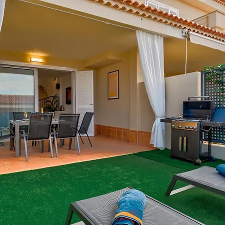 Townhouse Luxury - Relax With Stunning Sea Views Puerto de Santiago (Tenerife)