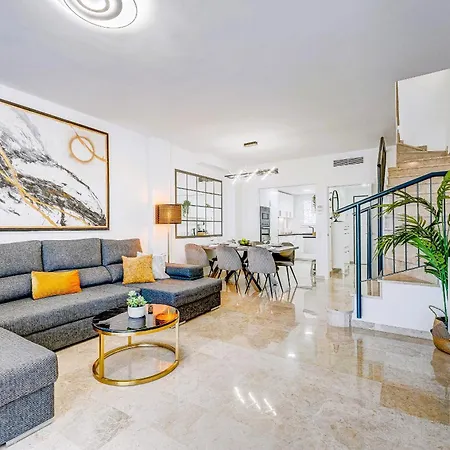 Townhouse Luxury - Relax With Stunning Sea Views Puerto de Santiago (Tenerife)