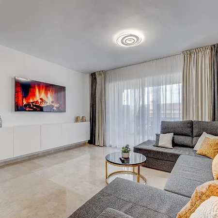 Townhouse Luxury - Relax With Stunning Sea Views Dom wakacyjny *