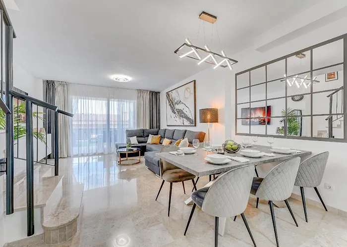 Luxury House Tenerife 圣地亚哥港